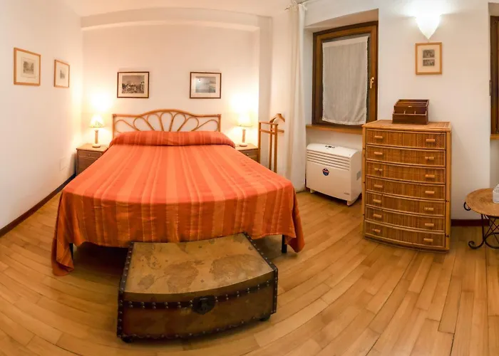 Navona Romantic House